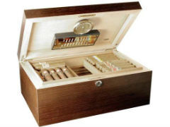 Хьюмидор Аdorini Matera Deluxe на 150 сигар