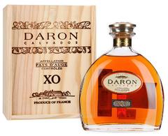 Кальвадос Daron Fine Calvados Pays d'Auge XO gift box, 0,7 л.