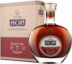 Коньяк Ной Классик 7-летний в подарочной коробке, 0,7 л.