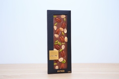 Молочный шоколад сhocoMe с фисташками, пеканом, миндалем 110 гр.