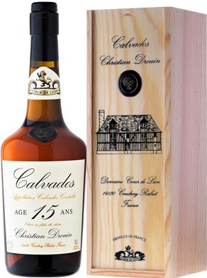 Кальвадос Coeur de Lion Calvados 15 ans, gift box, 0.7 л вид 1